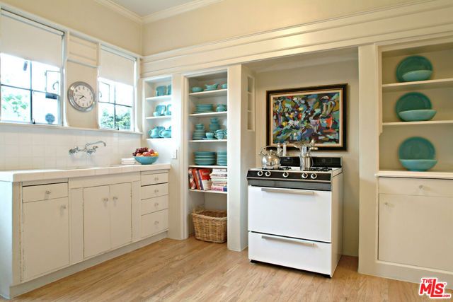 9976 Durant Drive, Beverly Hills, CA 90212