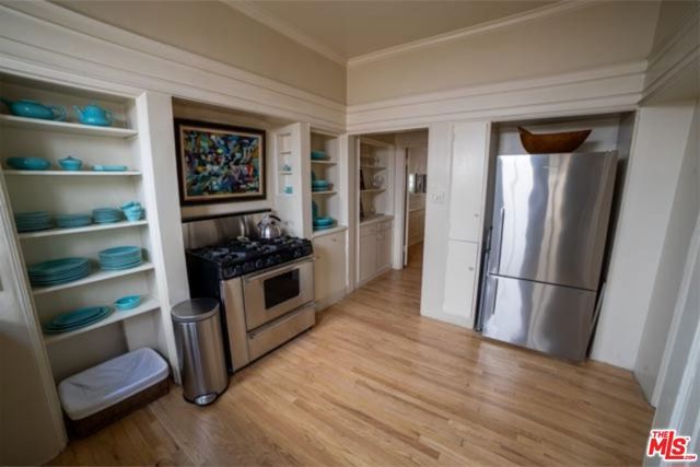 9976 Durant Drive, Beverly Hills, CA 90212
