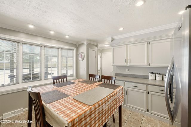 2524 Zoneton Rd, Shepherdsville, KY 40165