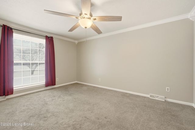 2524 Zoneton Rd, Shepherdsville, KY 40165