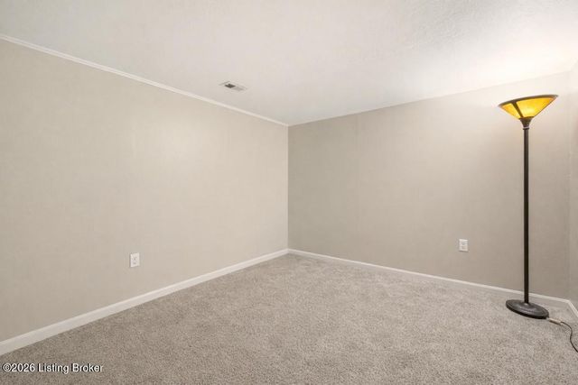 2524 Zoneton Rd, Shepherdsville, KY 40165