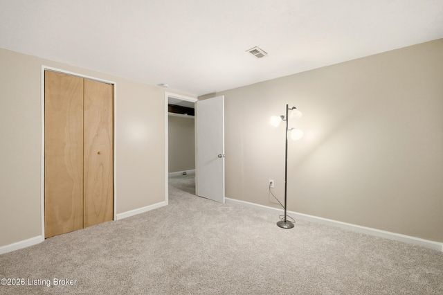 2524 Zoneton Rd, Shepherdsville, KY 40165