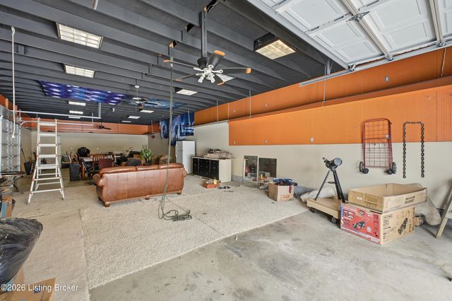 2524 Zoneton Rd, Shepherdsville, KY 40165