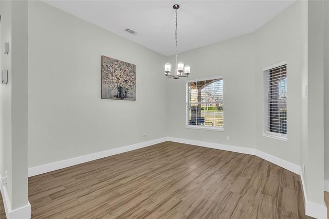 563 Lakeside Drive, Rockwall, TX 75032