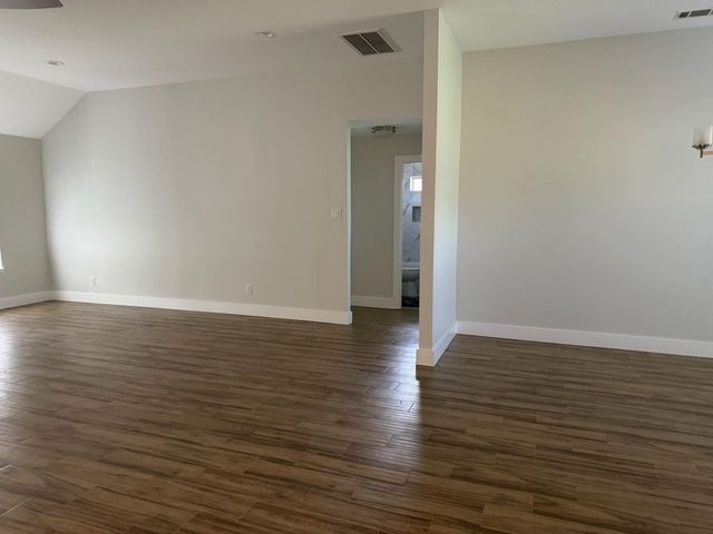 563 Lakeside Drive, Rockwall, TX 75032