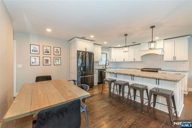 28 Riverview Road, West Milford, NJ 07438