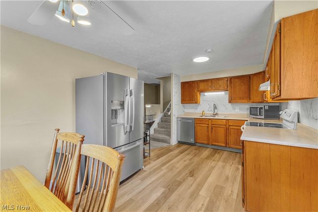 5983 Rosebelle Avenue, North Ridgeville, OH 44039