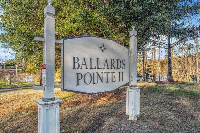 105 Ballard Lane, Santee, SC 29142