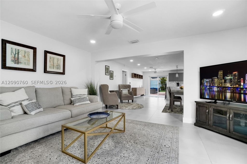 617 NW 30th Ct, Wilton Manors, FL 33311
