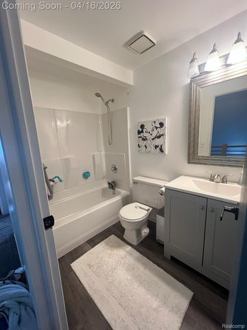 30461 Scotshire Court, Farmington Hills, MI 48331