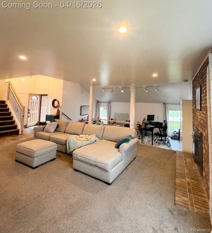 30461 Scotshire Court, Farmington Hills, MI 48331