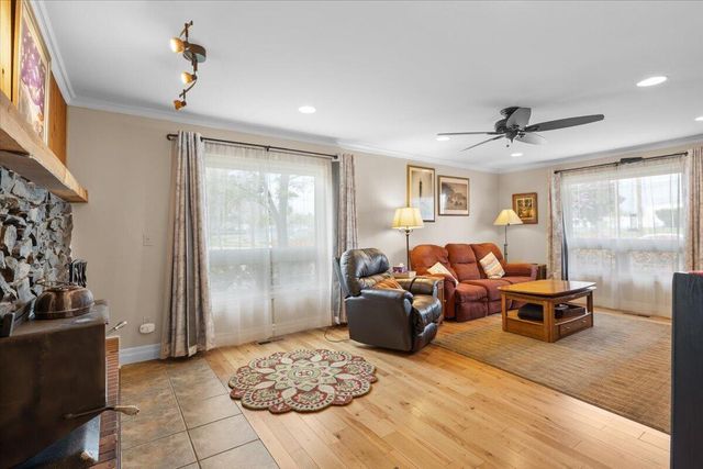 440 Bush Street, Central Point, OR 97502