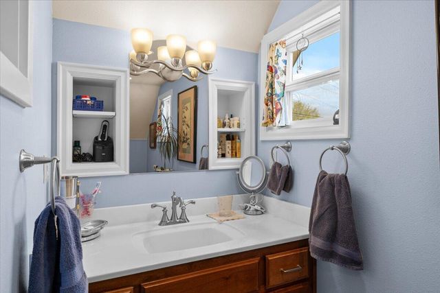 440 Bush Street, Central Point, OR 97502