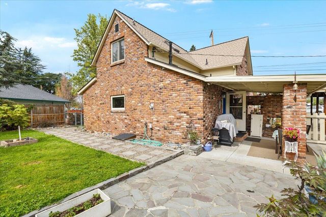 440 Bush Street, Central Point, OR 97502