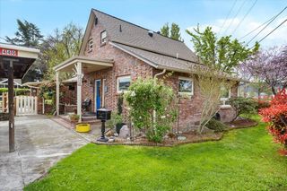 440 Bush Street, Central Point, OR 97502