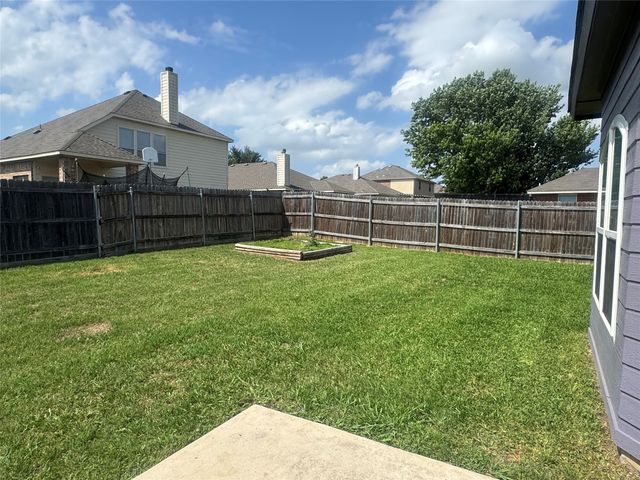 908 Cedar Ridge Lane, Burleson, TX 76028