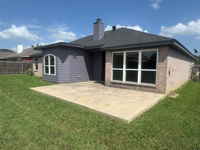 908 Cedar Ridge Lane, Burleson, TX 76028