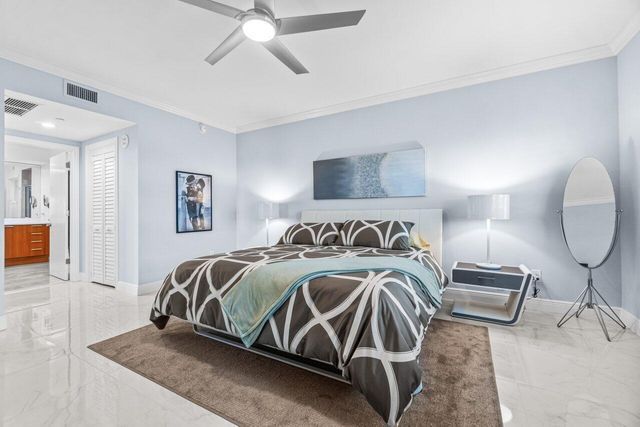 2650 Lake Shore Drive 406, Riviera Beach, FL 33404