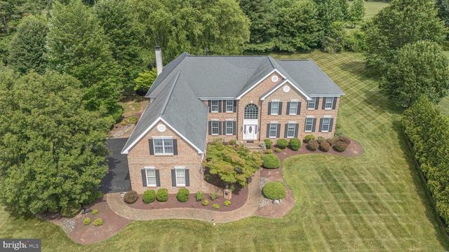 1901 PARK DR, Newtown, PA 18940