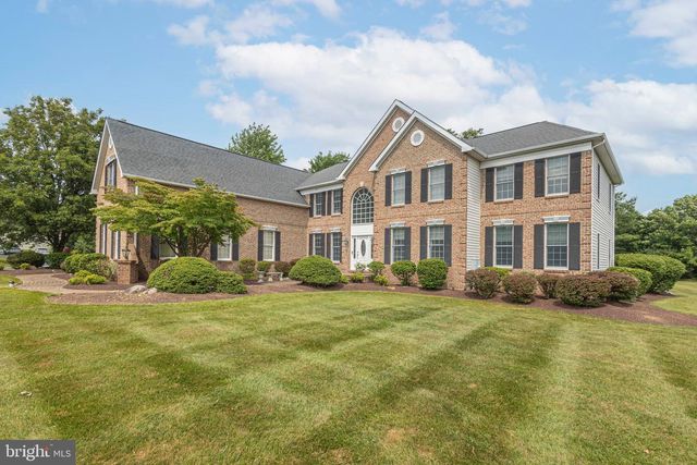 1901 PARK DR, Newtown, PA 18940