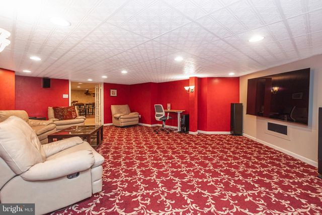 1901 PARK DR, Newtown, PA 18940