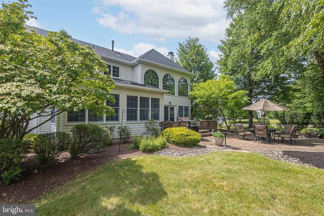 1901 PARK DR, Newtown, PA 18940