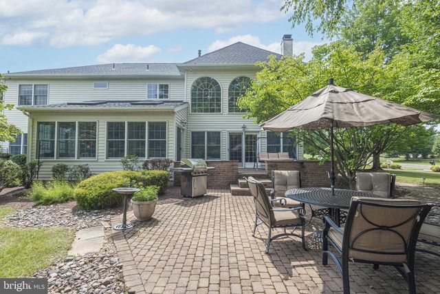 1901 PARK DR, Newtown, PA 18940