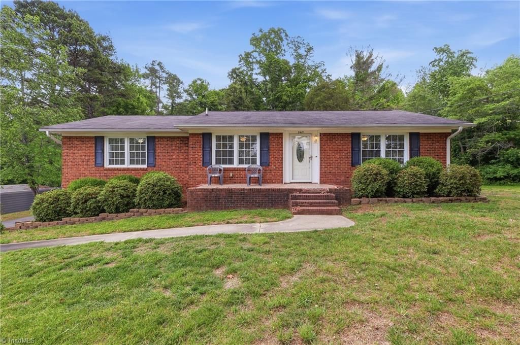 3415 Longview Drive, Archdale, NC 27263