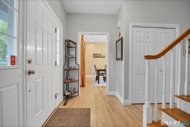 7 Harvest Glen, East Lyme, CT 06333