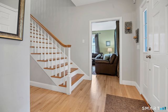 7 Harvest Glen, East Lyme, CT 06333