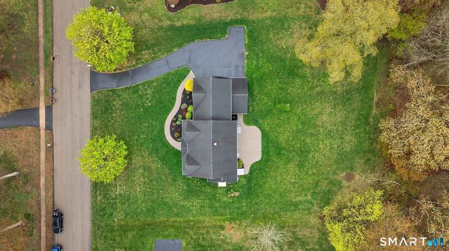 7 Harvest Glen, East Lyme, CT 06333