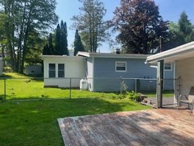 27 Crescent Circle, Rock Hill, NY 12775