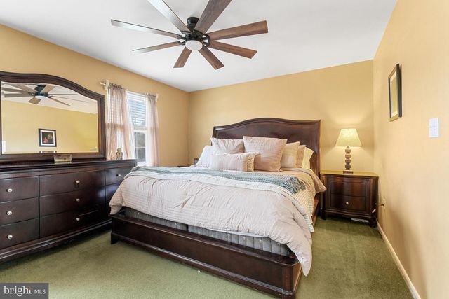 92 LAUREL CT, Quakertown, PA 18951