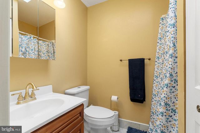 92 LAUREL CT, Quakertown, PA 18951