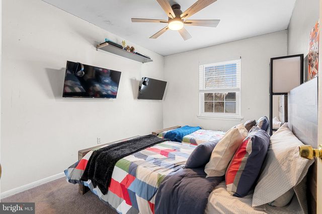 92 LAUREL CT, Quakertown, PA 18951