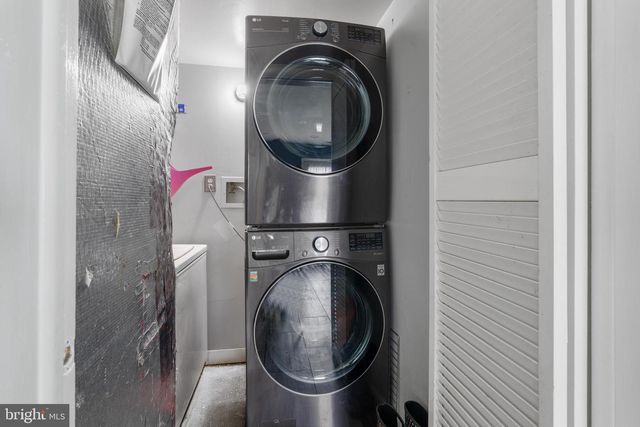 92 LAUREL CT, Quakertown, PA 18951