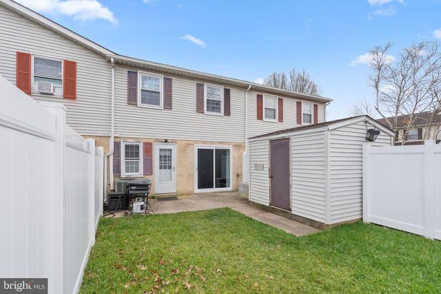 92 LAUREL CT, Quakertown, PA 18951