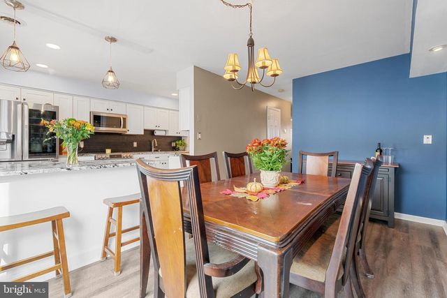 92 LAUREL CT, Quakertown, PA 18951