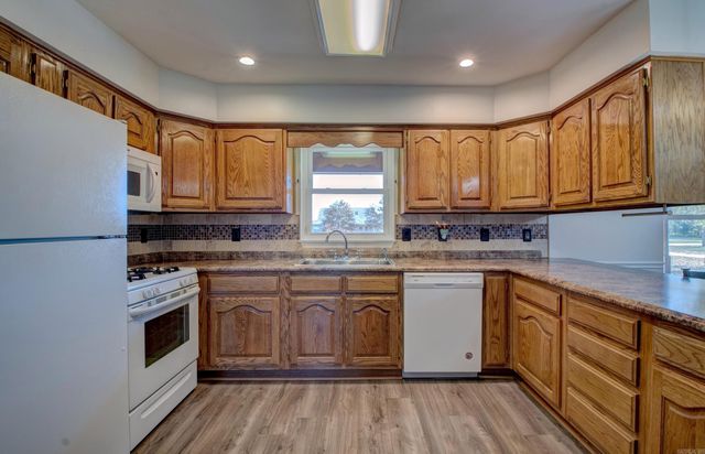 817 N Walkers Corner Road, Scott, AR 72142