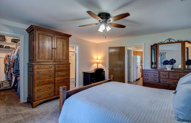 817 N Walkers Corner Road, Scott, AR 72142