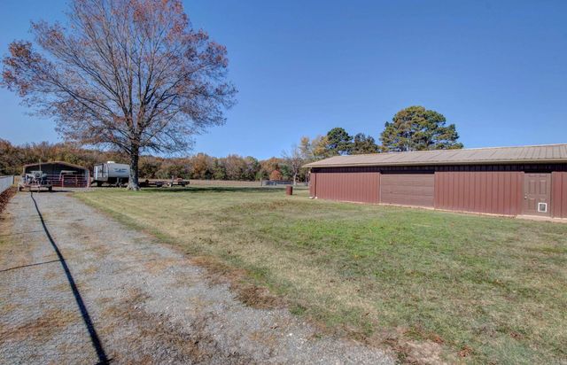 817 N Walkers Corner Road, Scott, AR 72142
