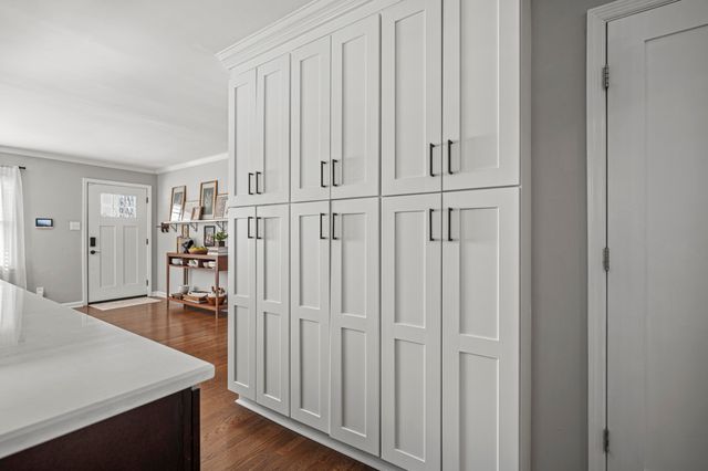 427 Springhill Drive, Lexington, KY 40503