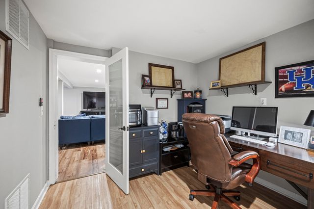 427 Springhill Drive, Lexington, KY 40503