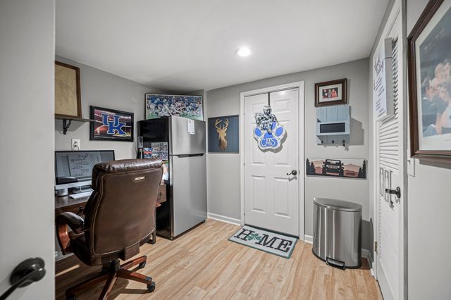 427 Springhill Drive, Lexington, KY 40503