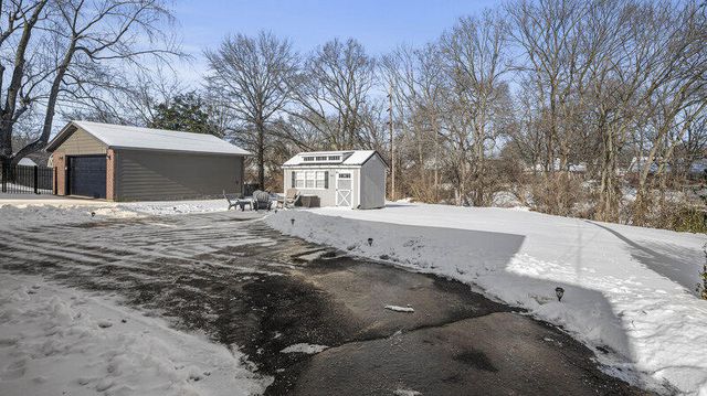 427 Springhill Drive, Lexington, KY 40503