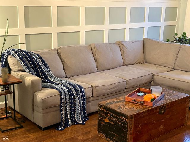 4652 Willowbrook Drive, Columbus, IN 47203