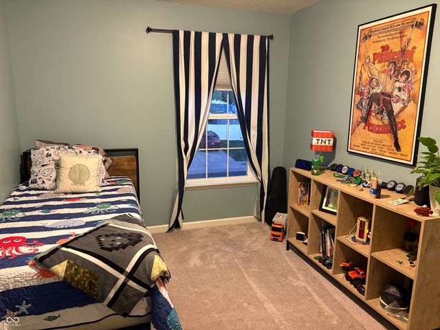 4652 Willowbrook Drive, Columbus, IN 47203