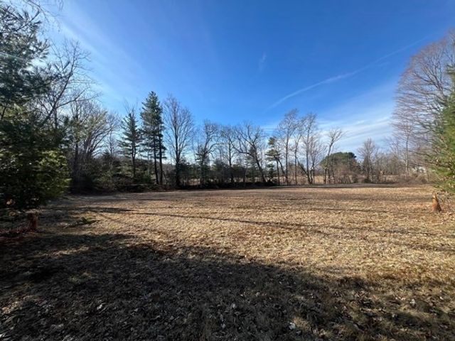 5v Red Gap Rd, Wilbraham, MA 01095