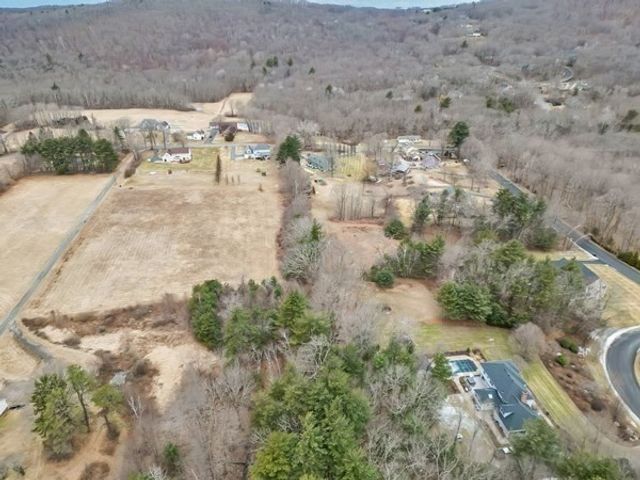 5v Red Gap Rd, Wilbraham, MA 01095