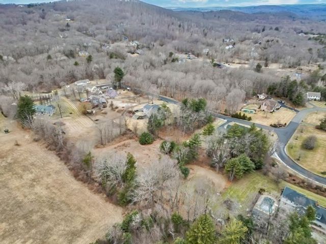 5v Red Gap Rd, Wilbraham, MA 01095